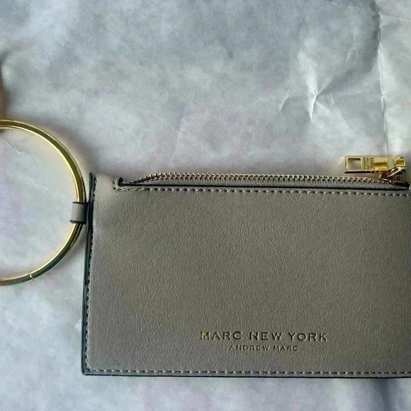 Marc New York Bracelet Wristlet - Picture 1 of 5